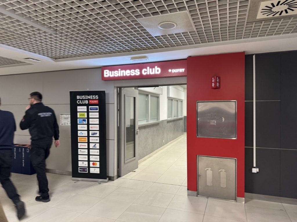 Temporary Lounge