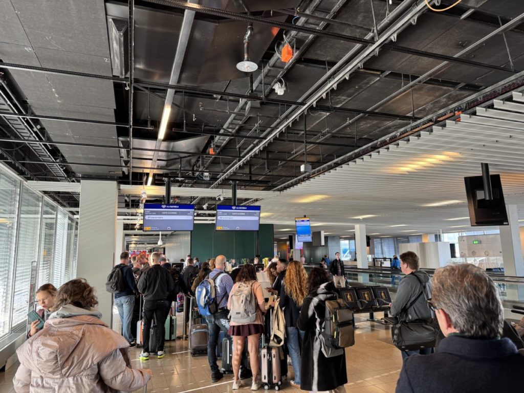 Air Serbia Boarding