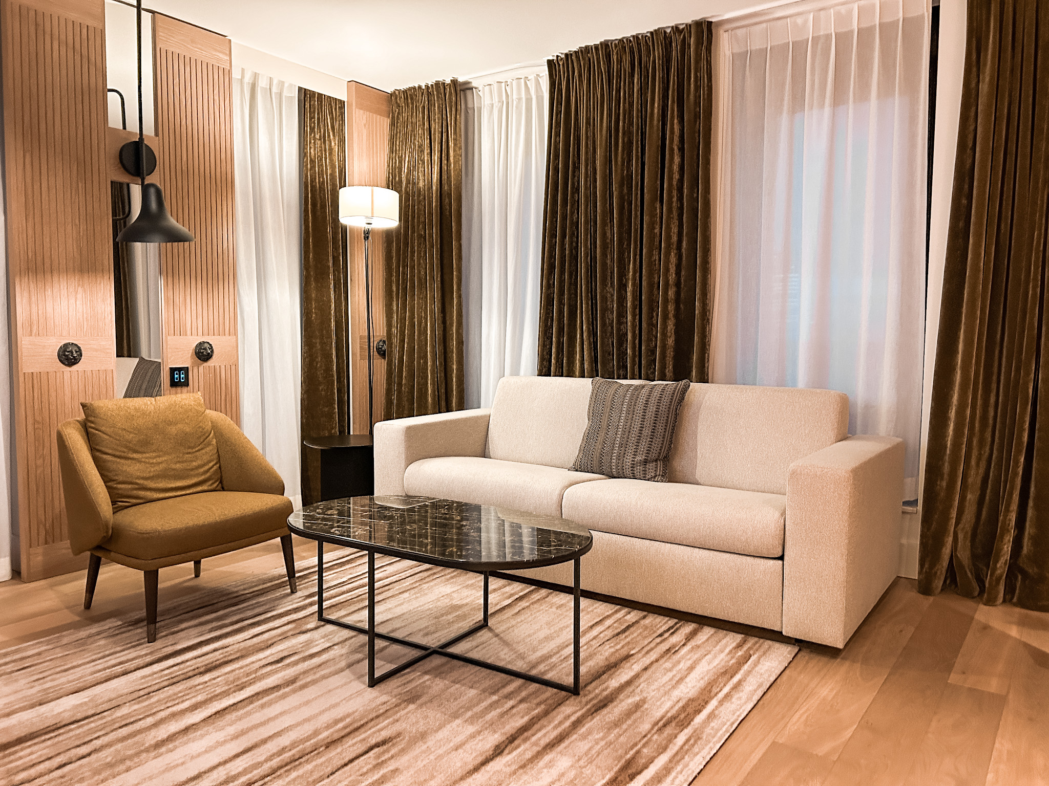 Premium Suite Bathroom