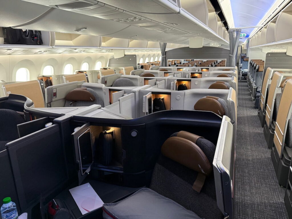 American 787 Flagship Suite Business Class: Hey, This Is Really Nice! American 787 Flagship Suite Business Class: Hey, This Is Really Nice!