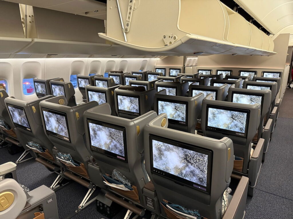 Cathay Pacific Now Offers High Speed Wi-Fi On 100% Of Its Fleet