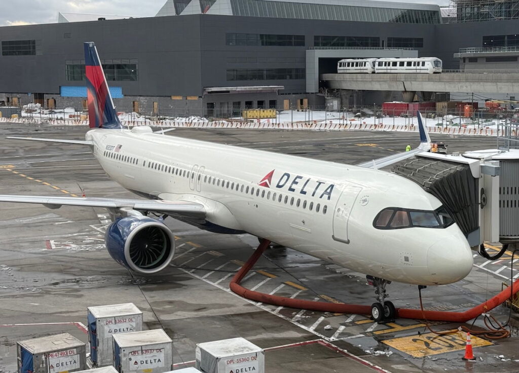 Premium Delta A321neos With Flat Beds: Certification Issues Ground Planes