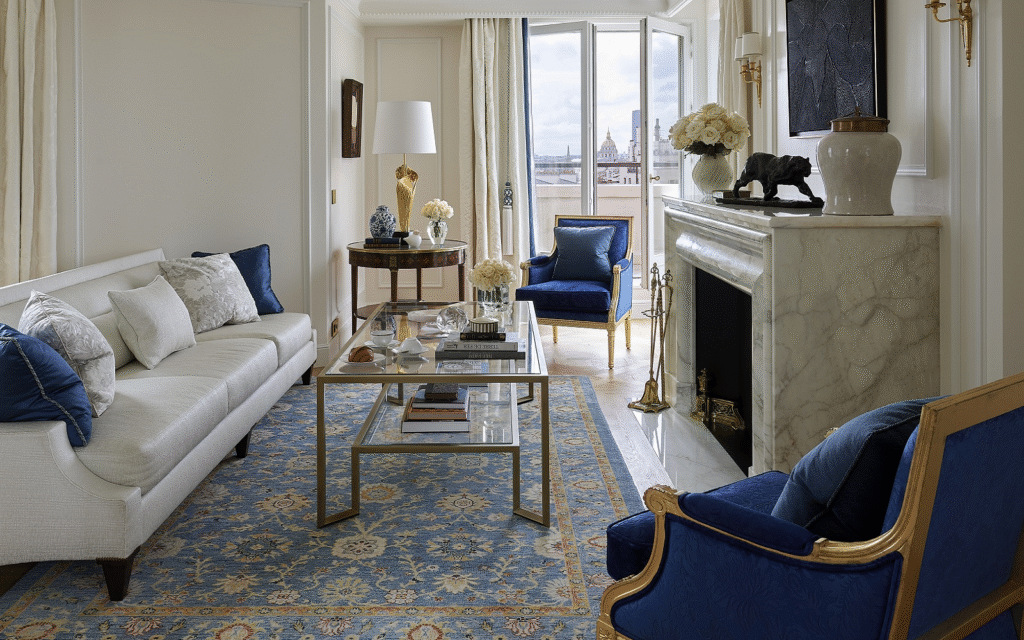 Four Seasons Hotel George V – a major transformation for a landmark palace Four Seasons Hotel George V entered a new chapter in its history: the complete renovation of its 243 rooms and suites. Designed by Pierre-Yves Rochon (PYR),