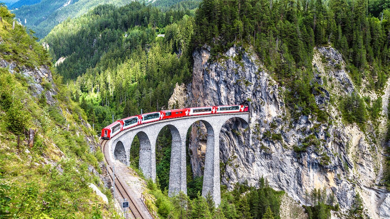 Railbookers Launches Inaugural Luxury Rail Week With Exclusive Savings