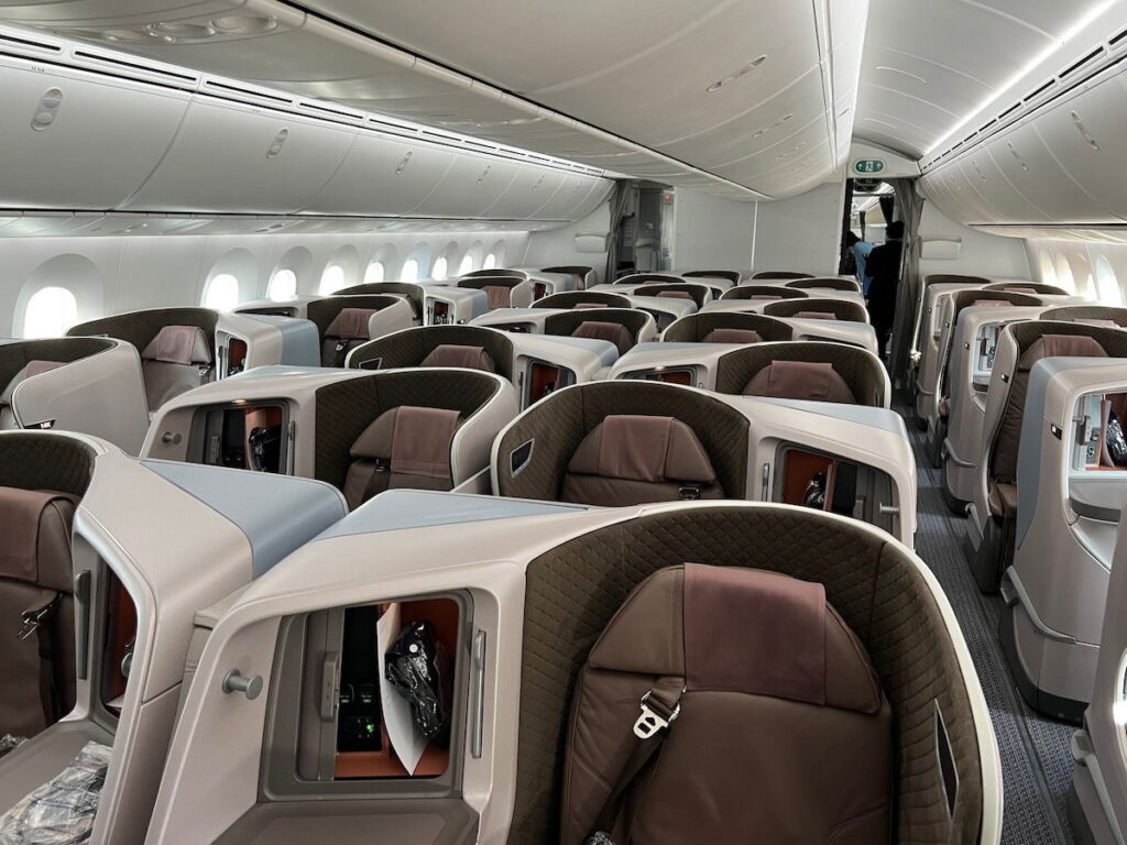 Alaska Airlines & Singapore Airlines Partnership Massively Scaled Back