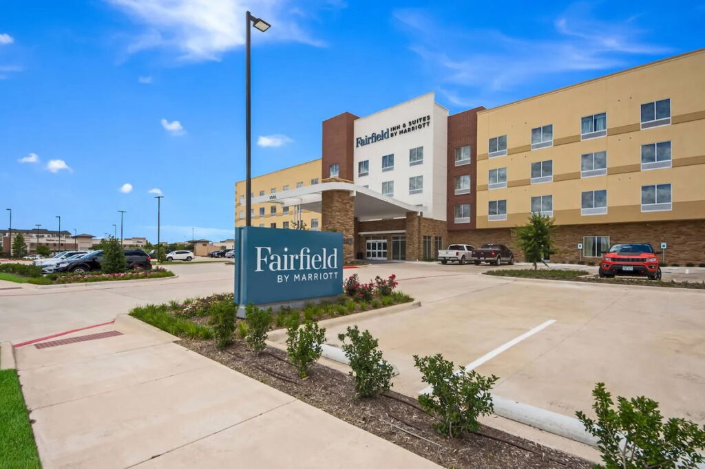 Marriott Hotel Forces All Guests To Pay For Parking, Passes It Off As A Tax Marriott Hotel Forces All Guests To Pay For Parking, Passes It Off As A Tax