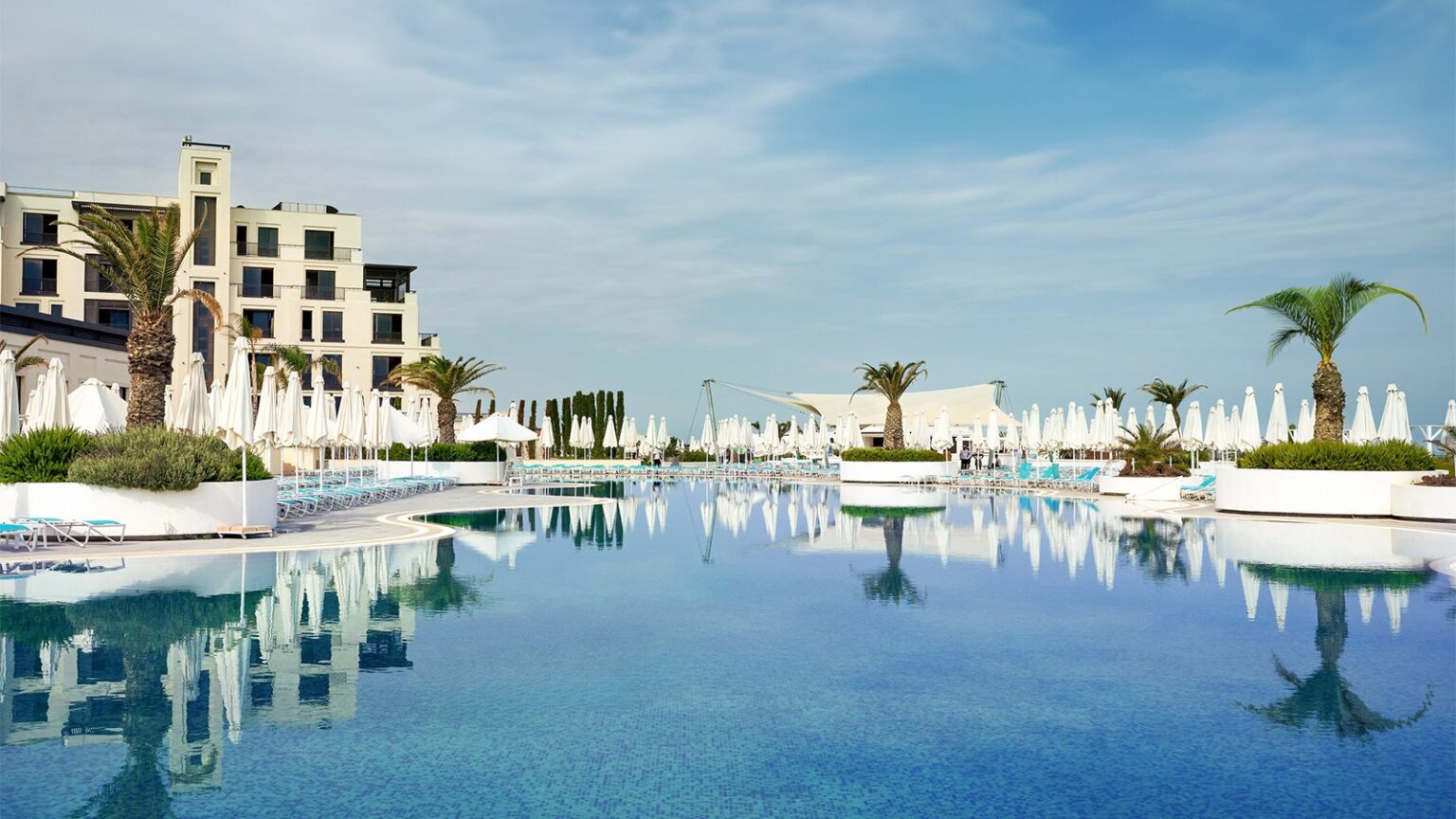 Nobu Hospitality Expands to Two New Destinations