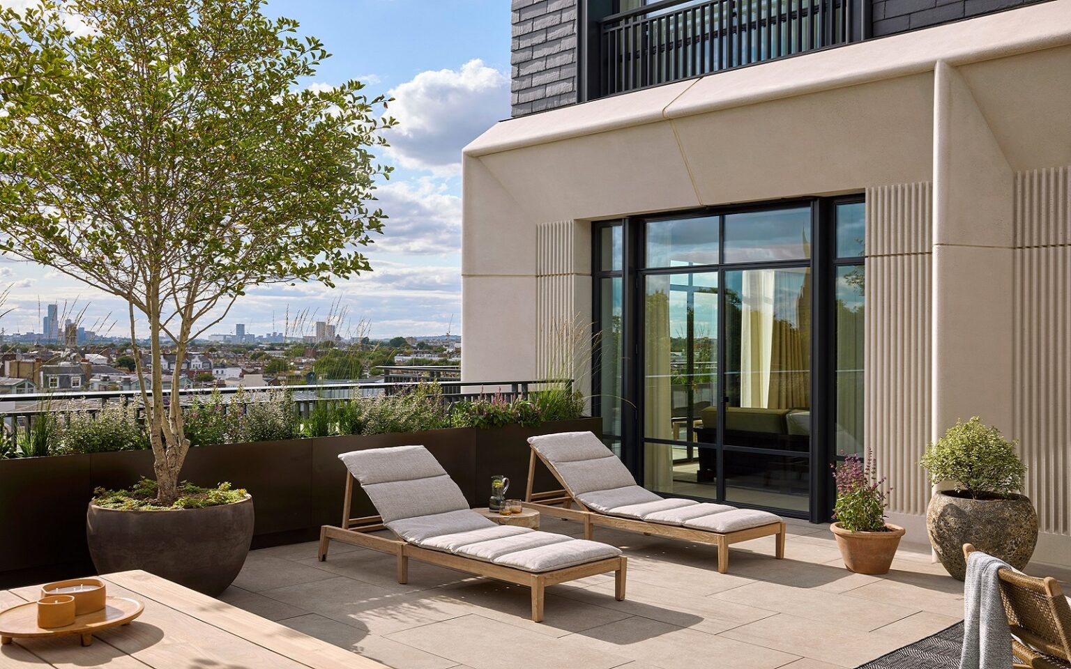 Six Senses London sets a date Six_Senses_London_Notting_Hill_Suite_Terrace_Loungers
