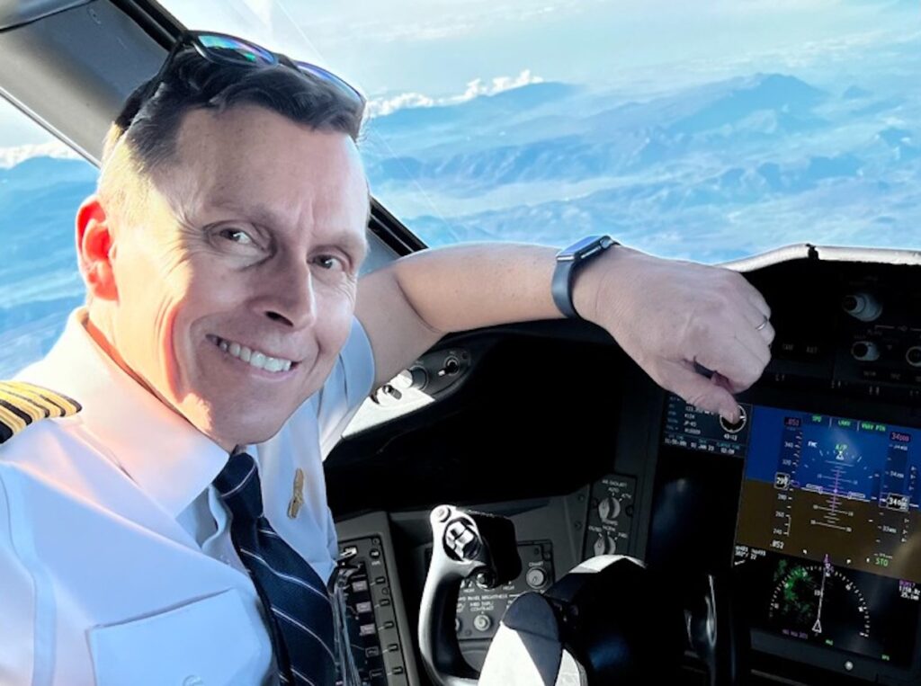 United Pilot’s Emotional Apology After Leaving Passengers Behind In Newark a man in a pilot
