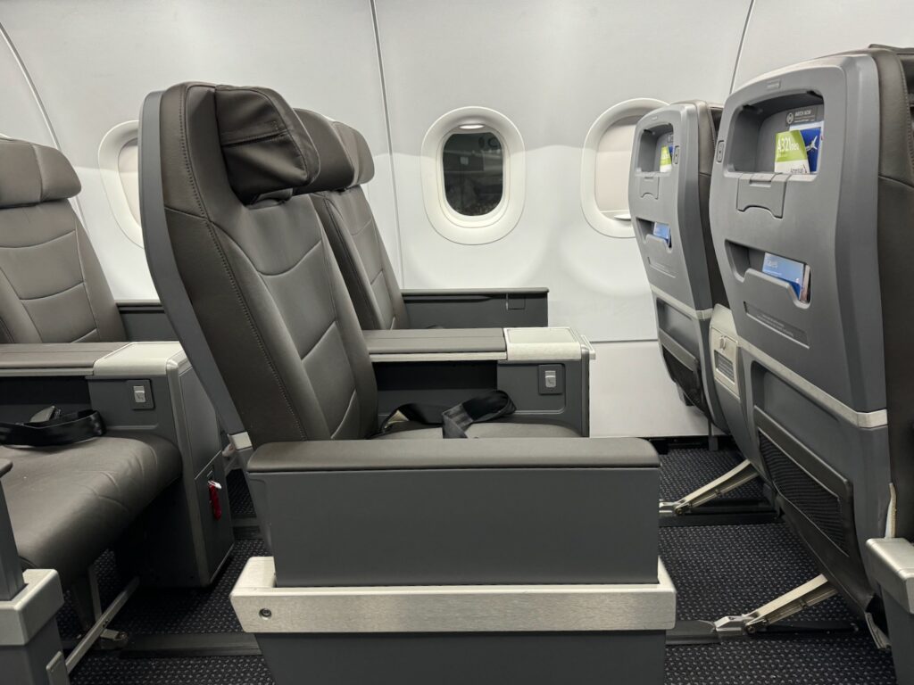 a row of seats in an airplane