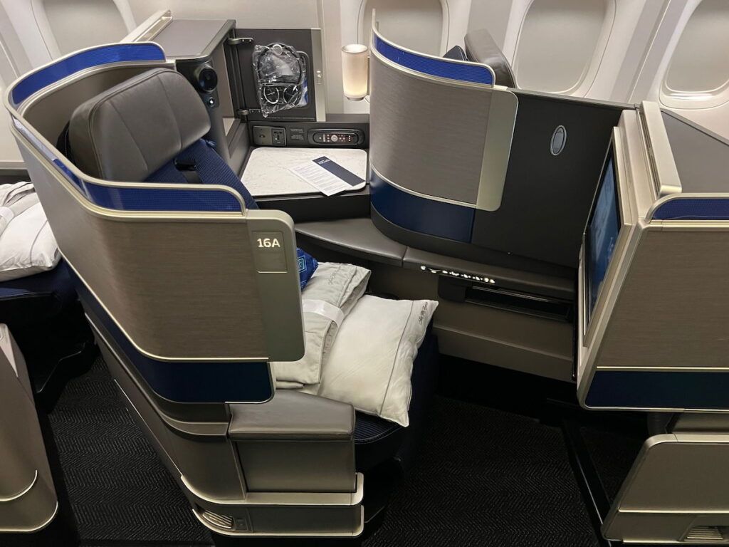 United Polaris Business Class Seats: Which Planes Have Them?