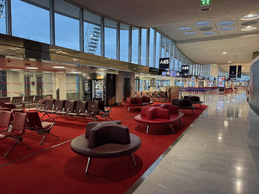 Paris Charles De Gaulle Airport Updating Nonsensical Terminal Naming