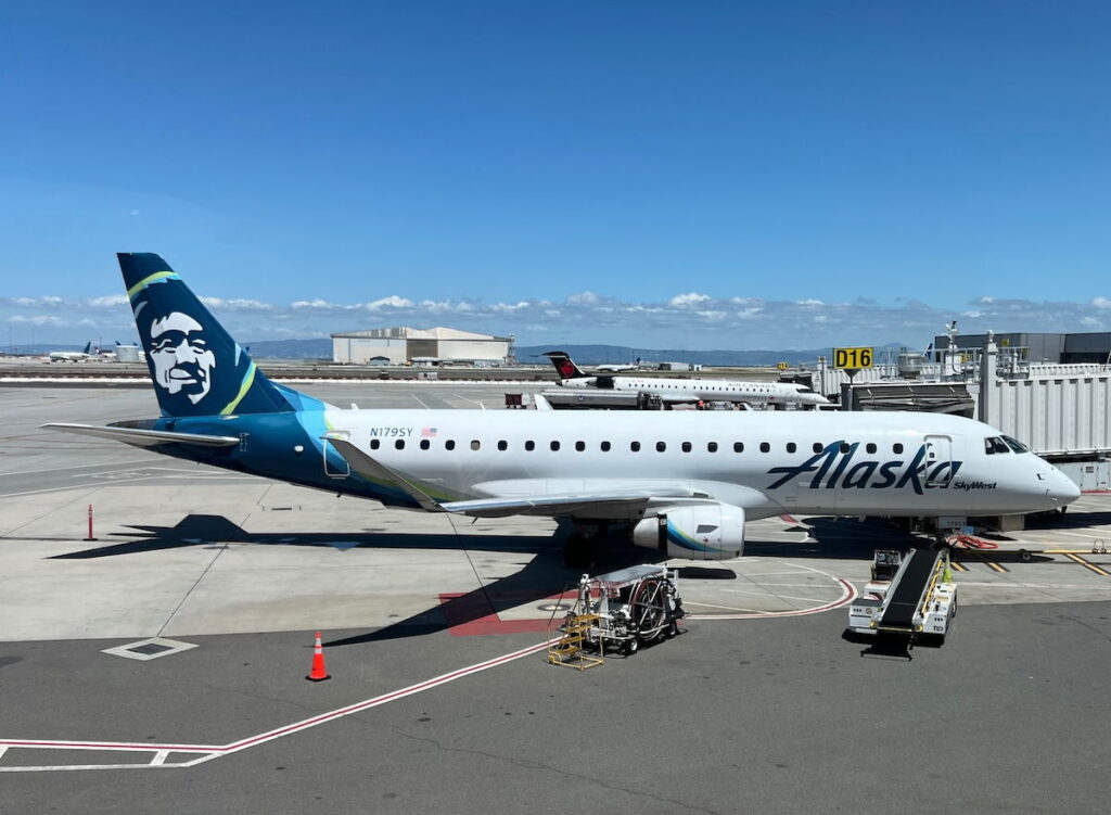 Alaska Airlines Rolls Out Free Starlink Wi-Fi, Expect It Fleetwide By Early 2027