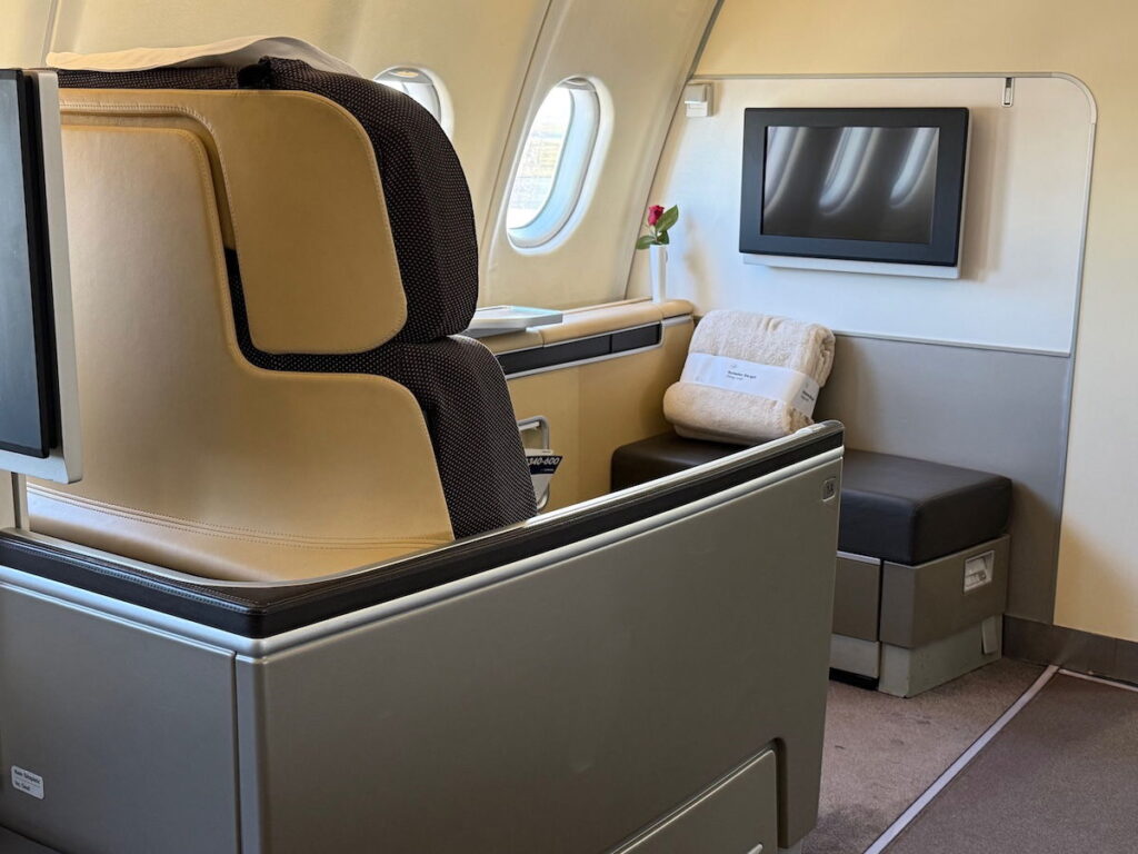 My Terrible Luck With Non-Functioning Lufthansa First Class Seats…