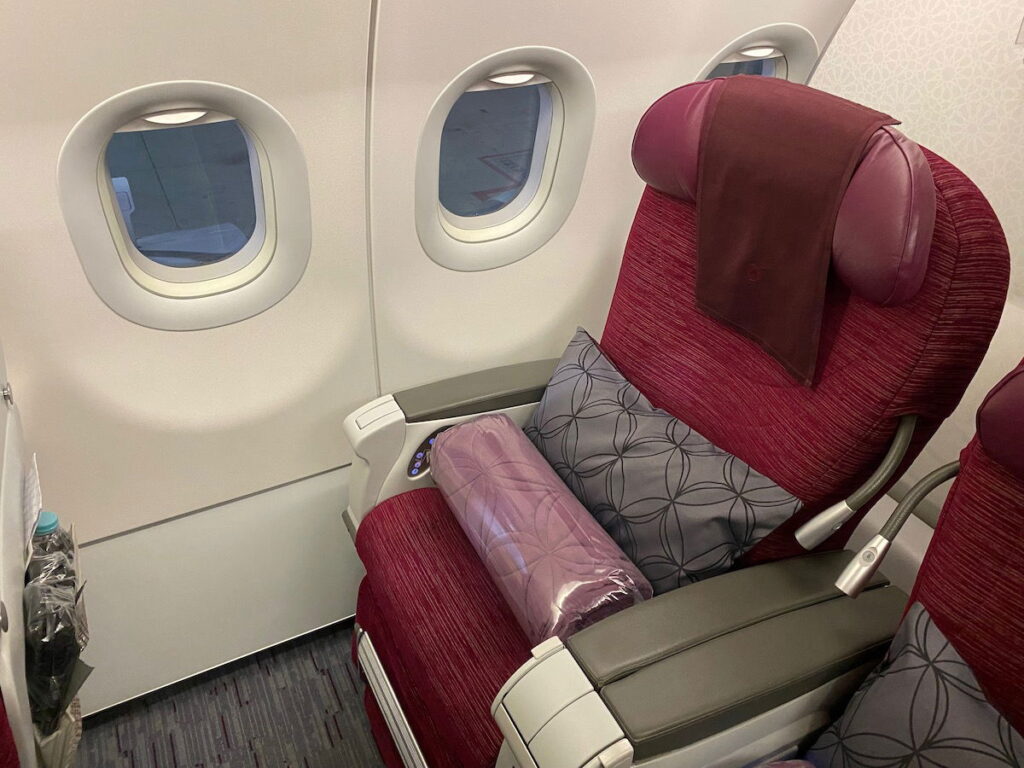 Qatar Airways’ Confusing Regional First Class Product Explained