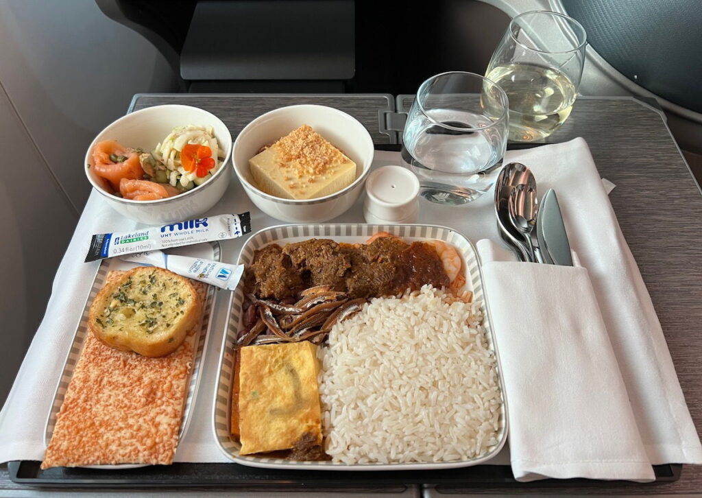 Singapore Airlines Book The Cook: The Best Airline Meal Pre-Order Program