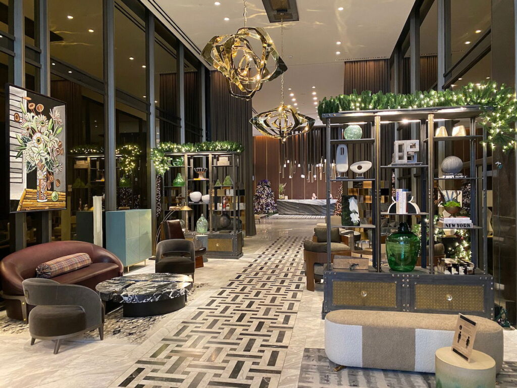 New Year’s Eve Hotel Stay Elite Status Credit: How Does It Work?