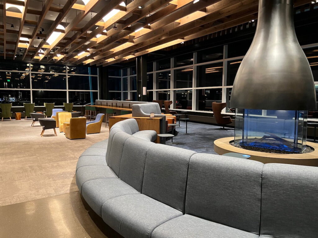 Alaska Atmos Rewards Milestone Perks 2026: Pick Your Elite Benefits Alaska Atmos Rewards Milestone Perks 2026: Pick Your Elite Benefits