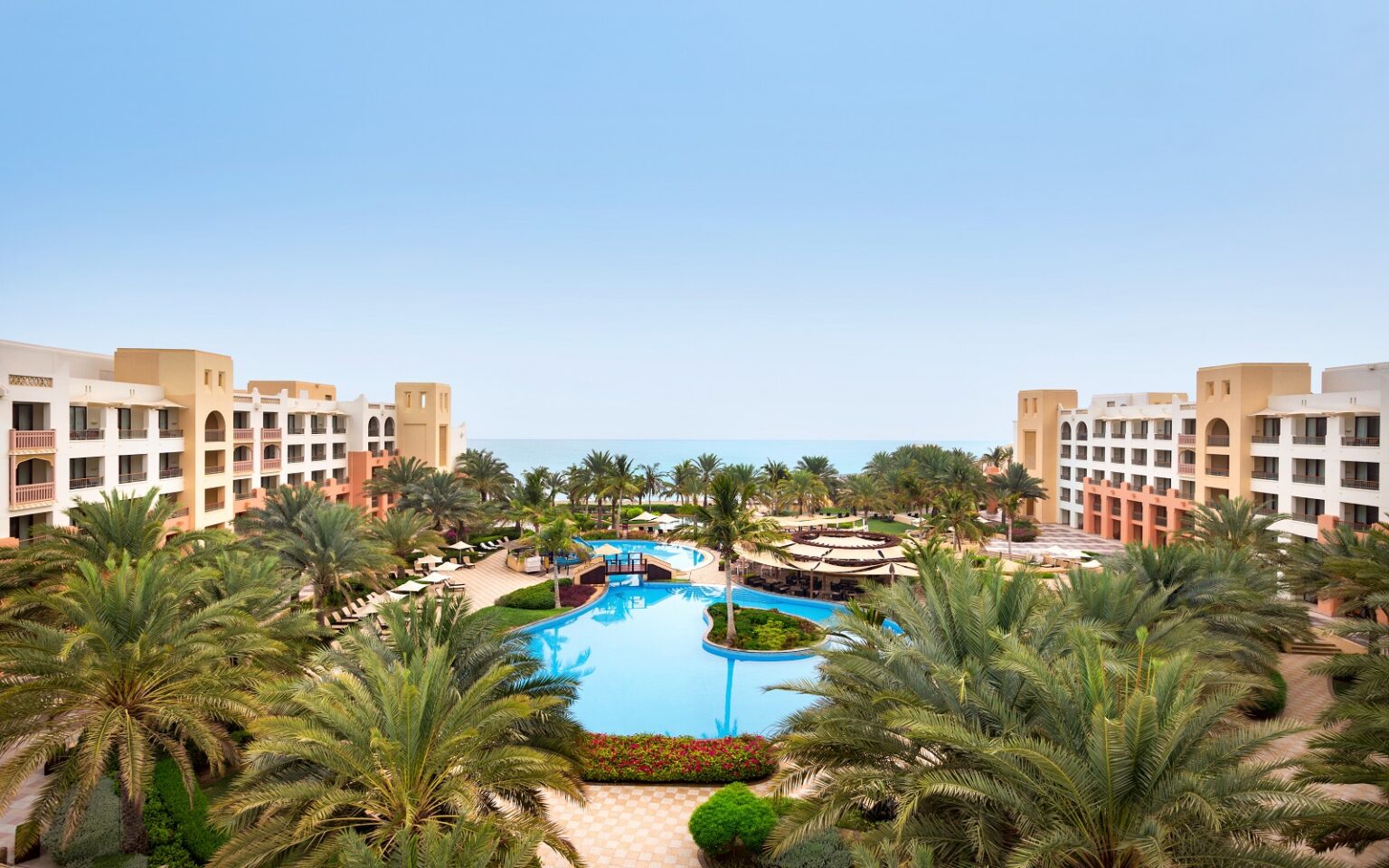DoubleTree-by-Hilton-Muscat-Al-Waha