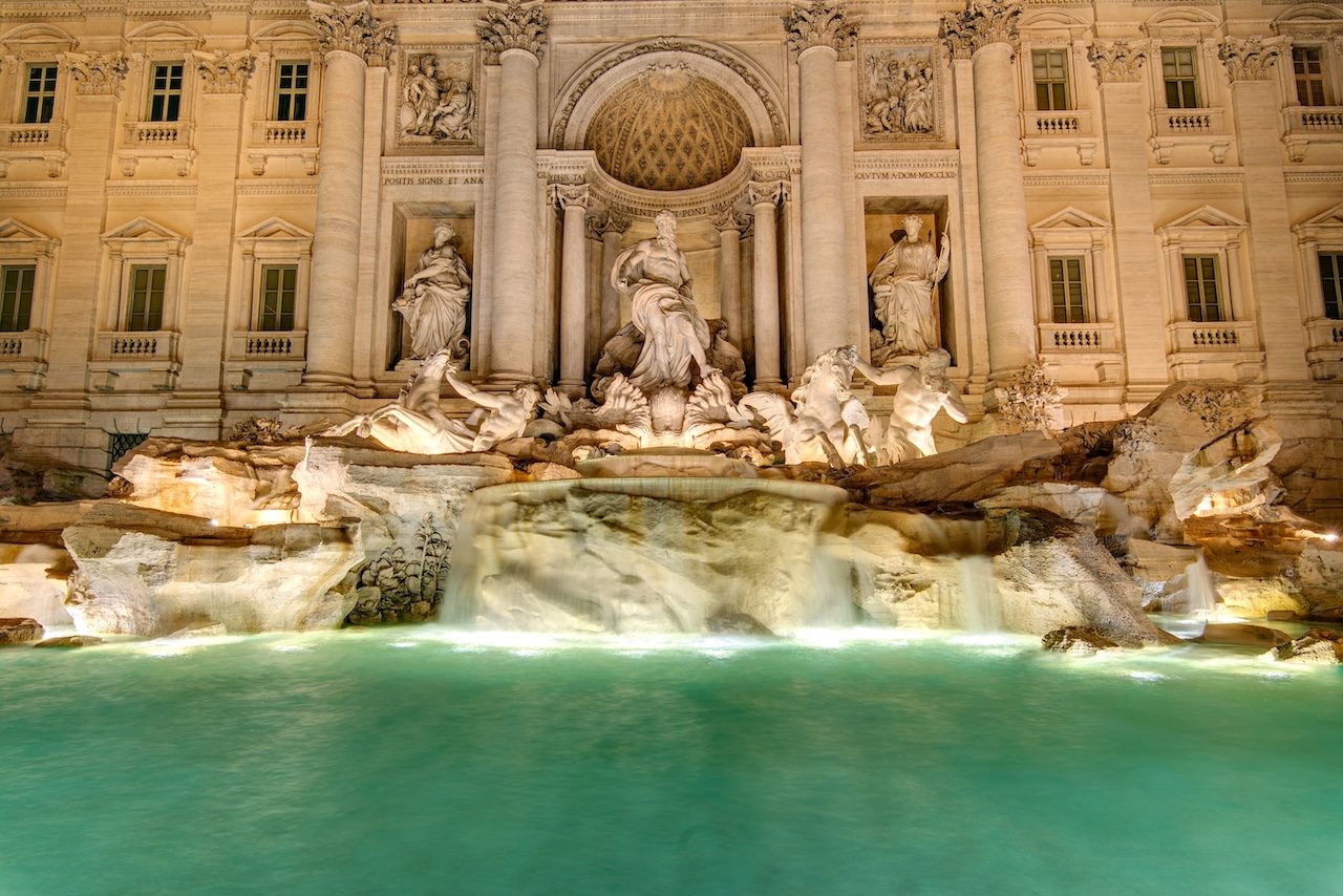 trevi fountain