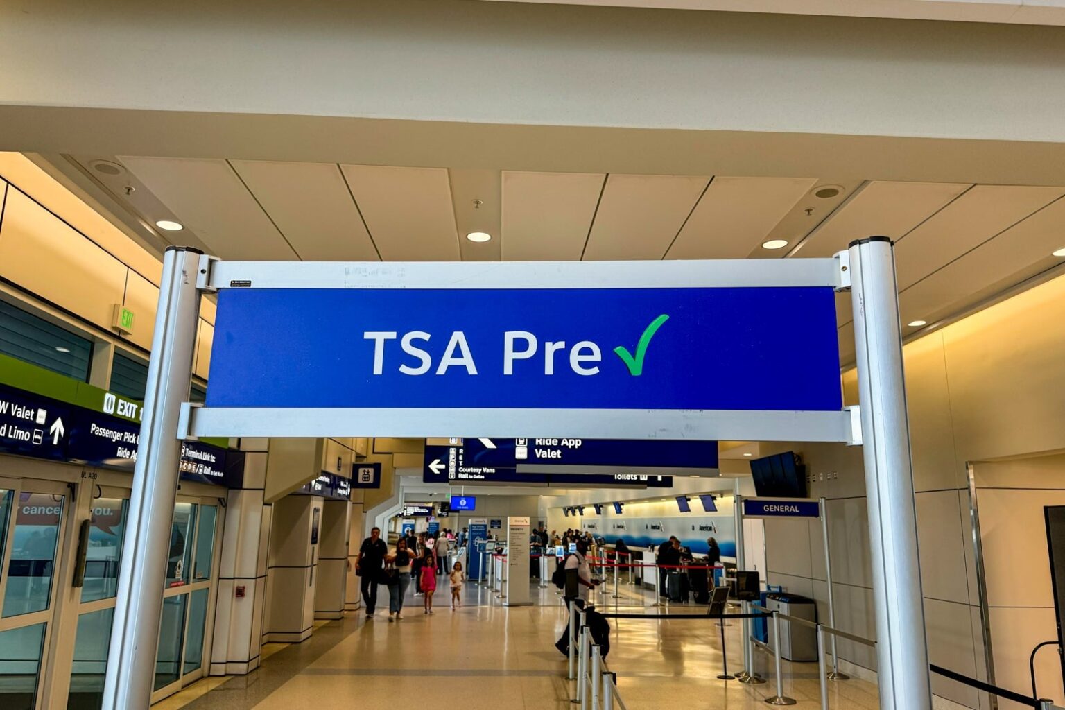 Report: TSA PreCheck, Global Entry to be halted Sunday amid federal shutdown