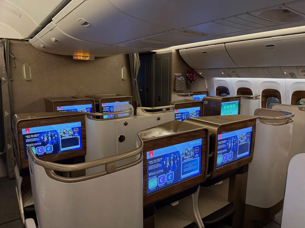 Booking Emirates Skywards One-Way Awards With Stopovers