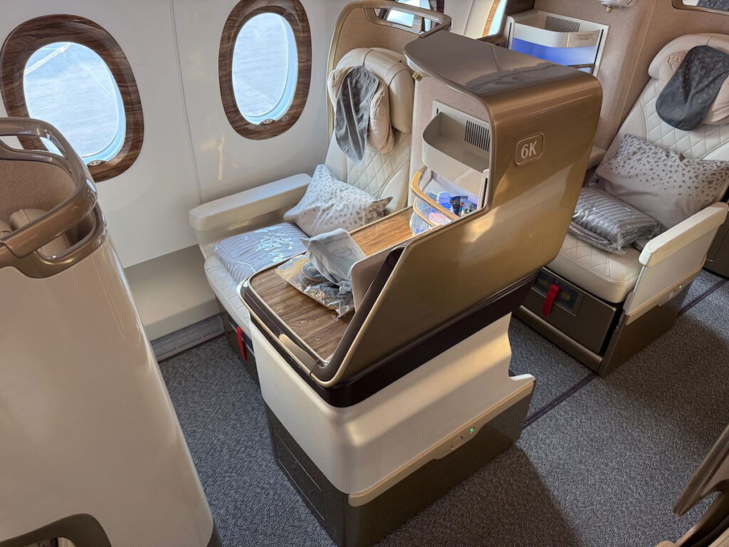 Emirates A350 Business Class: An Elegant, Well-Rounded Experience