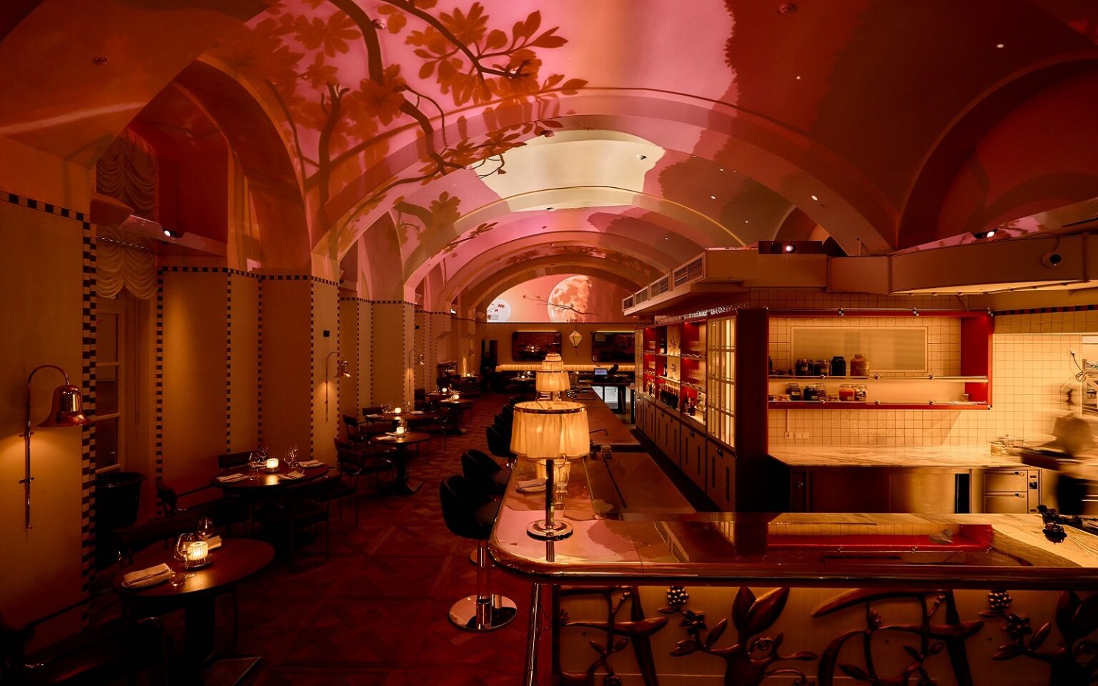 vaulted, painted ceiling in Rascal restaurant in Wilde Vienna