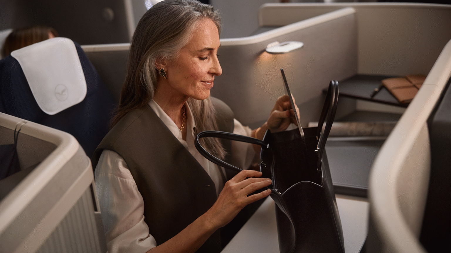 Lufthansa’s New Business Class Seats Get Certified