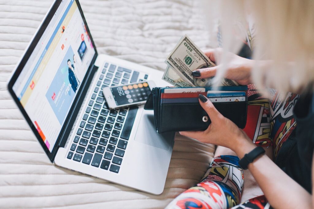 18 travel items to buy in Amazon's Big Spring Sale