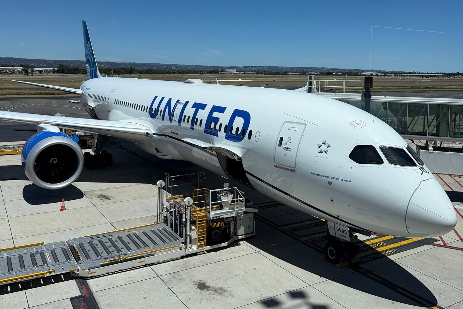 Why I status matched to United Premier 1K from American AAdvantage Executive Platinum