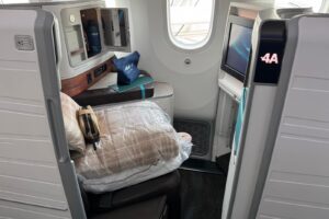 Alaska Airlines plots premium economy, luxe Seattle lounge as global expansion ramps up