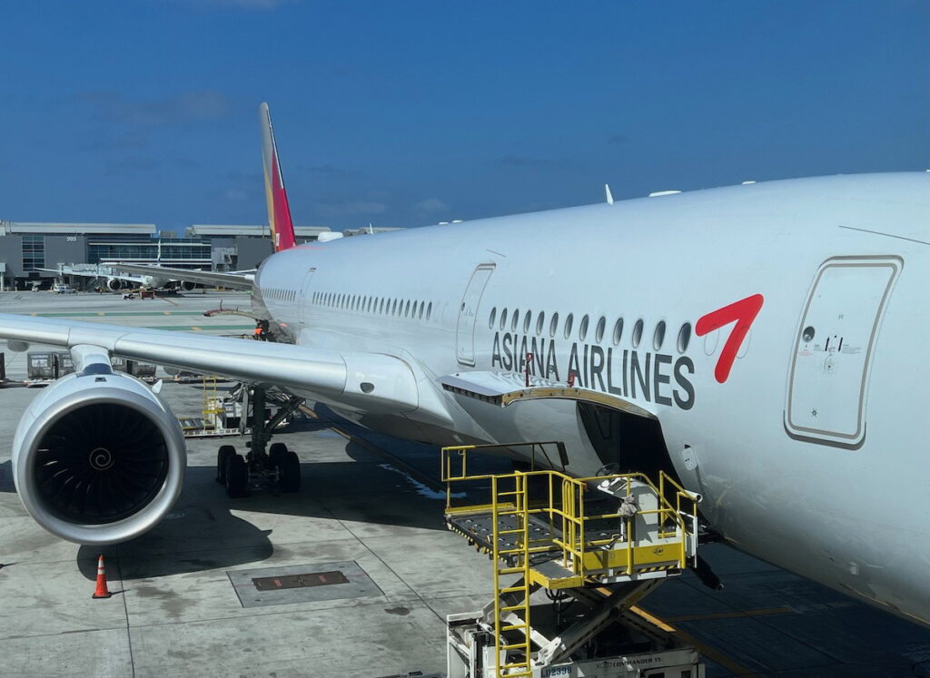 The Asiana Brand Will Disappear This December, Be Merged Into Korean Air