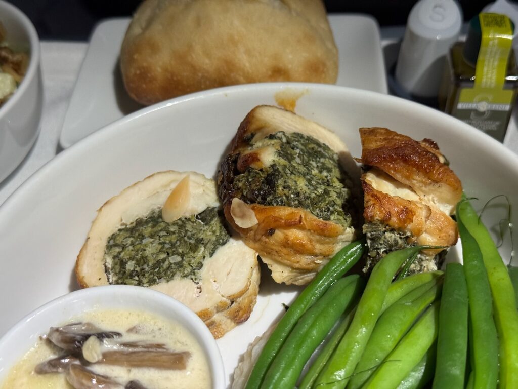I Tried American Airlines’ Centennial Chicken Florentine Roulade In Business Class