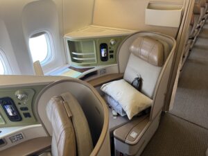 Review: EVA Air 777 Business Class Bangkok To Taipei