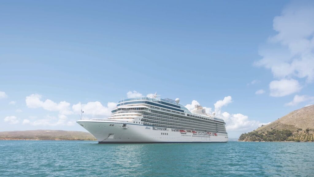 Oceania Cruises Unveils Holiday and New Year Voyages