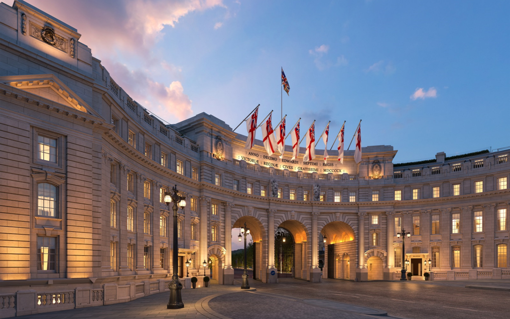The big reveal – Waldorf Astoria London Waldorf-Astoria-London-Admiralty-Arch-Exterior