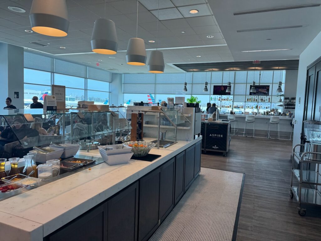 Review: Aspire Lounge San Diego (SAN)…Stay Away