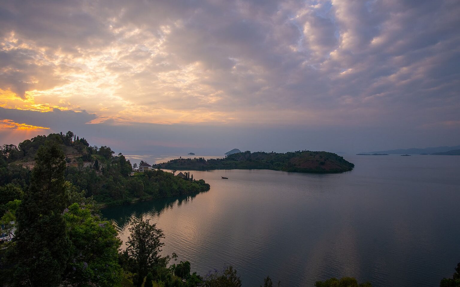 The Lux Collective launches landmark five-resort luxury tourism circuit in Rwanda LUX_ Lake Kivu - Scenery