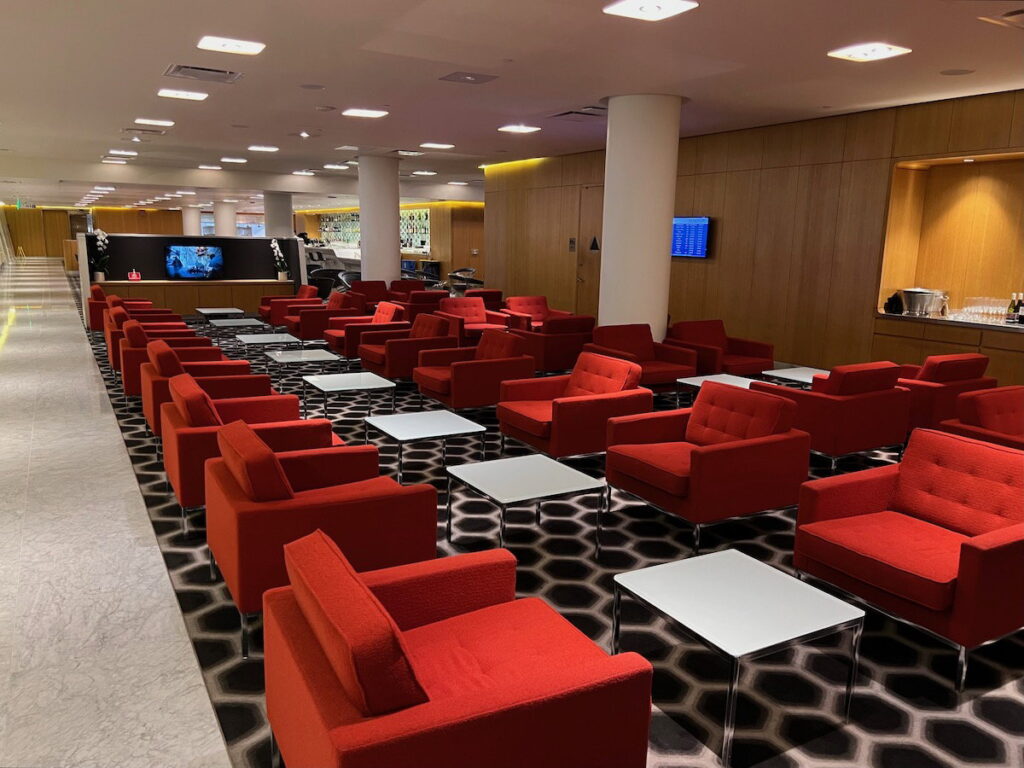 Qantas Backtracks On London Heathrow First Lounge: It Was All Fake Hype