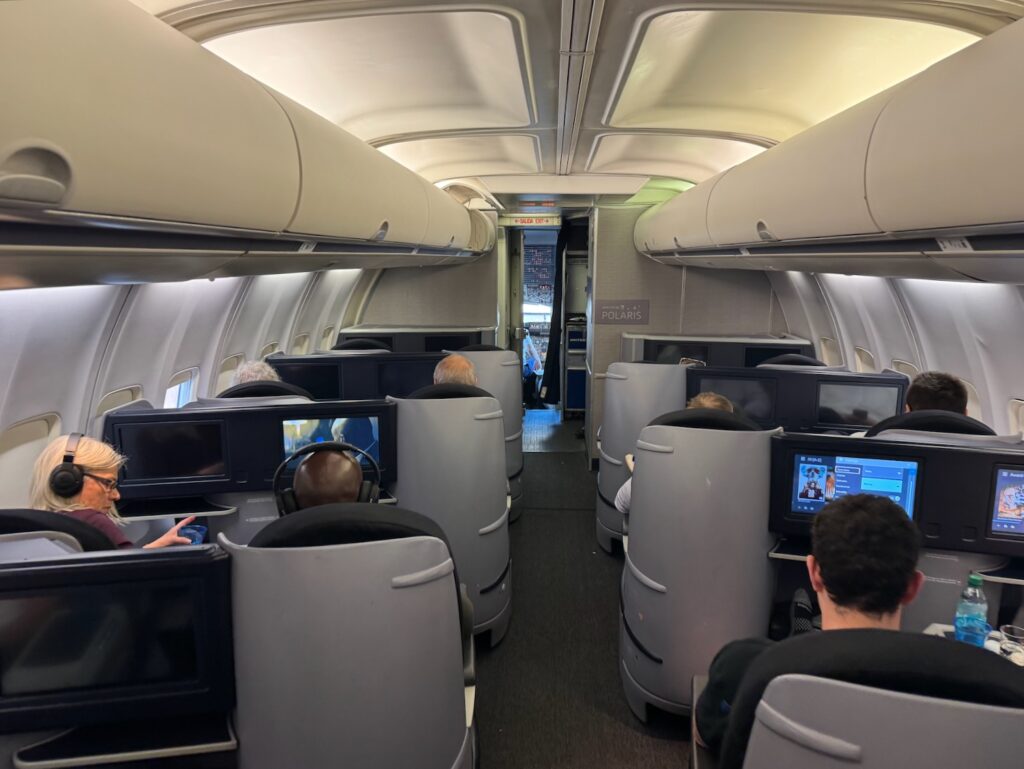 Review: United Airlines 757-200 Business Class, A Lie-Flat Seat Saved My Short Domestic Hop