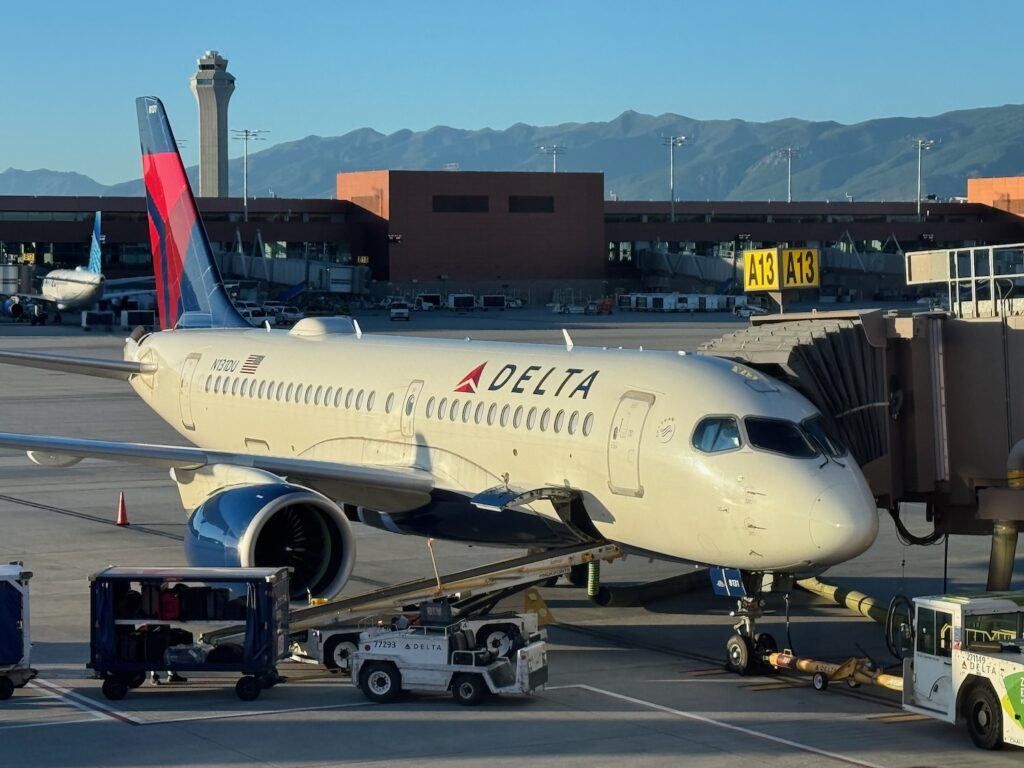 Review: Delta Air Lines A220-100 Economy Class