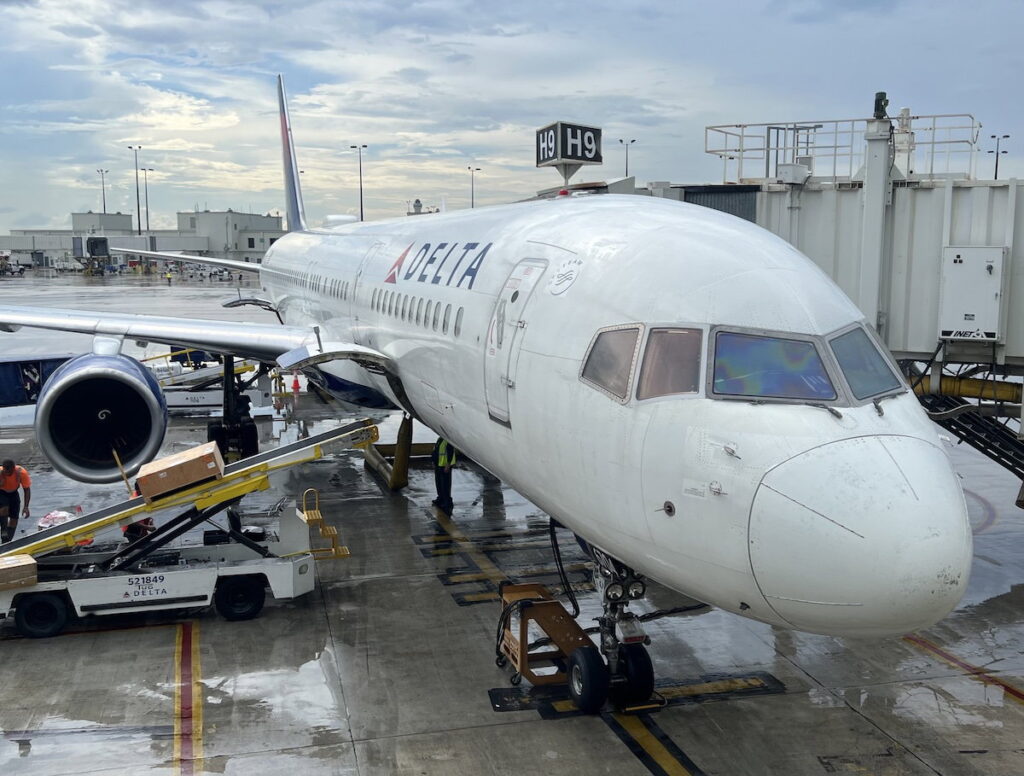 Delta Gloats To Investors That Higher Fares Are Sustainable, Even As Oil Gets Cheaper Delta Gloats To Investors That Higher Fares Are Sustainable, Even As Oil Gets Cheaper