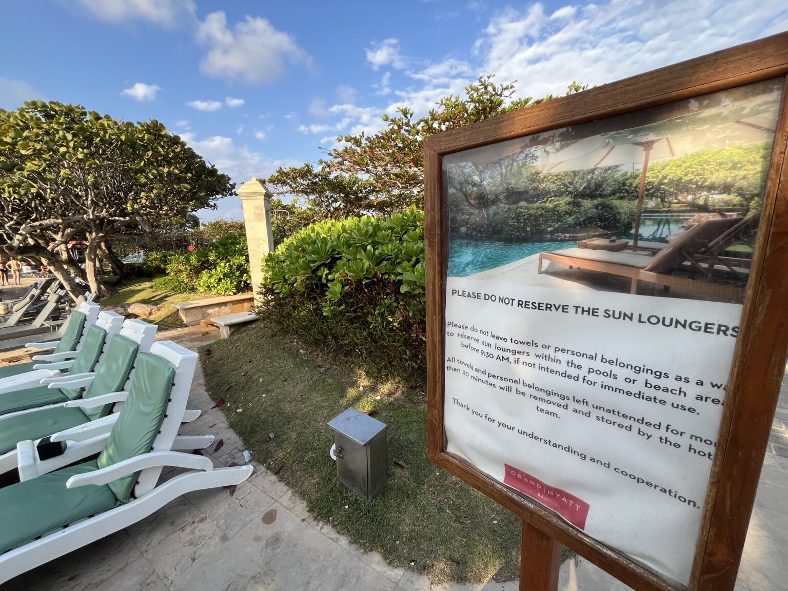 Whine Wednesdays: Pool & Beach Chair Hogs At The Grand Hyatt Bali