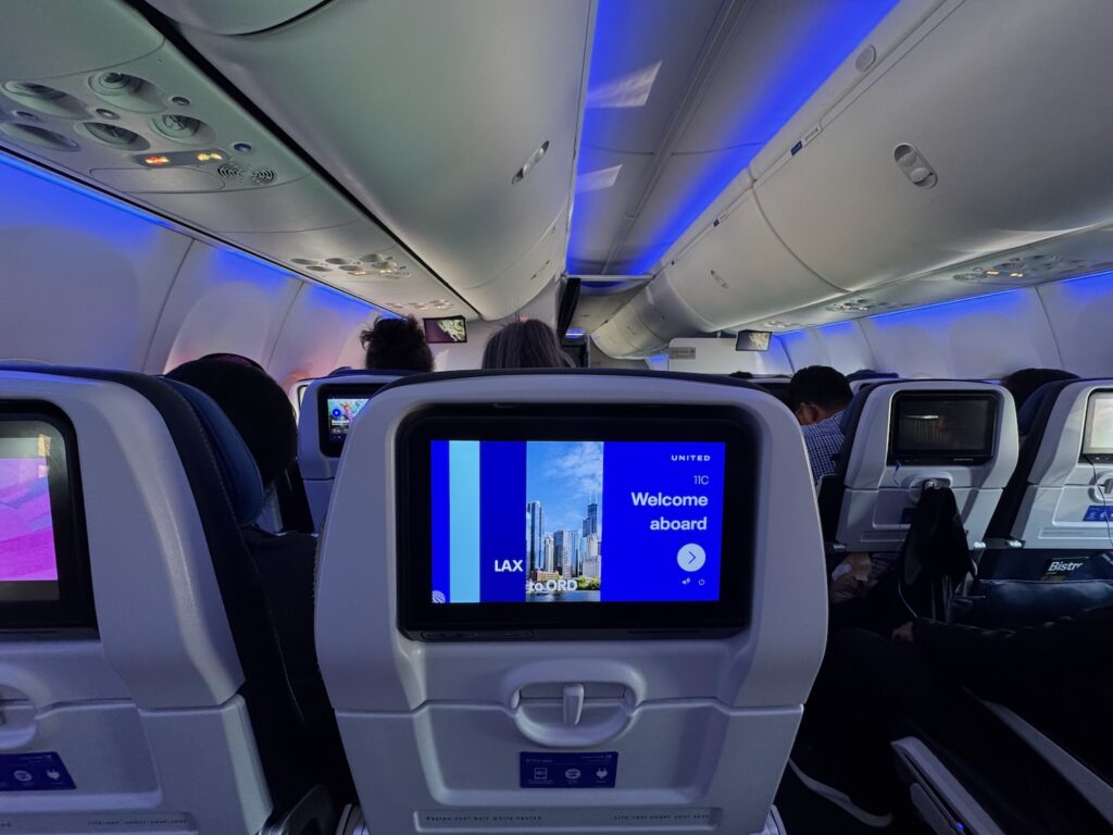 Review: United Airlines 737 MAX 9 Economy Class