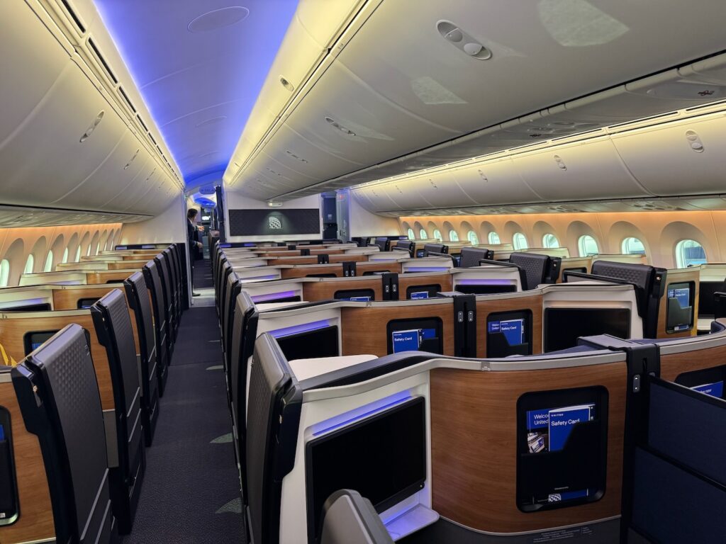 United’s New Premium 787 Grounded Again Over Reported TCAS Issue