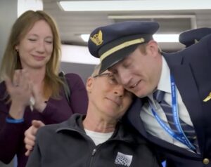 United Pilot’s Retirement Flight Becomes A Beautiful Father-Son Tribute After ALS Diagnosis