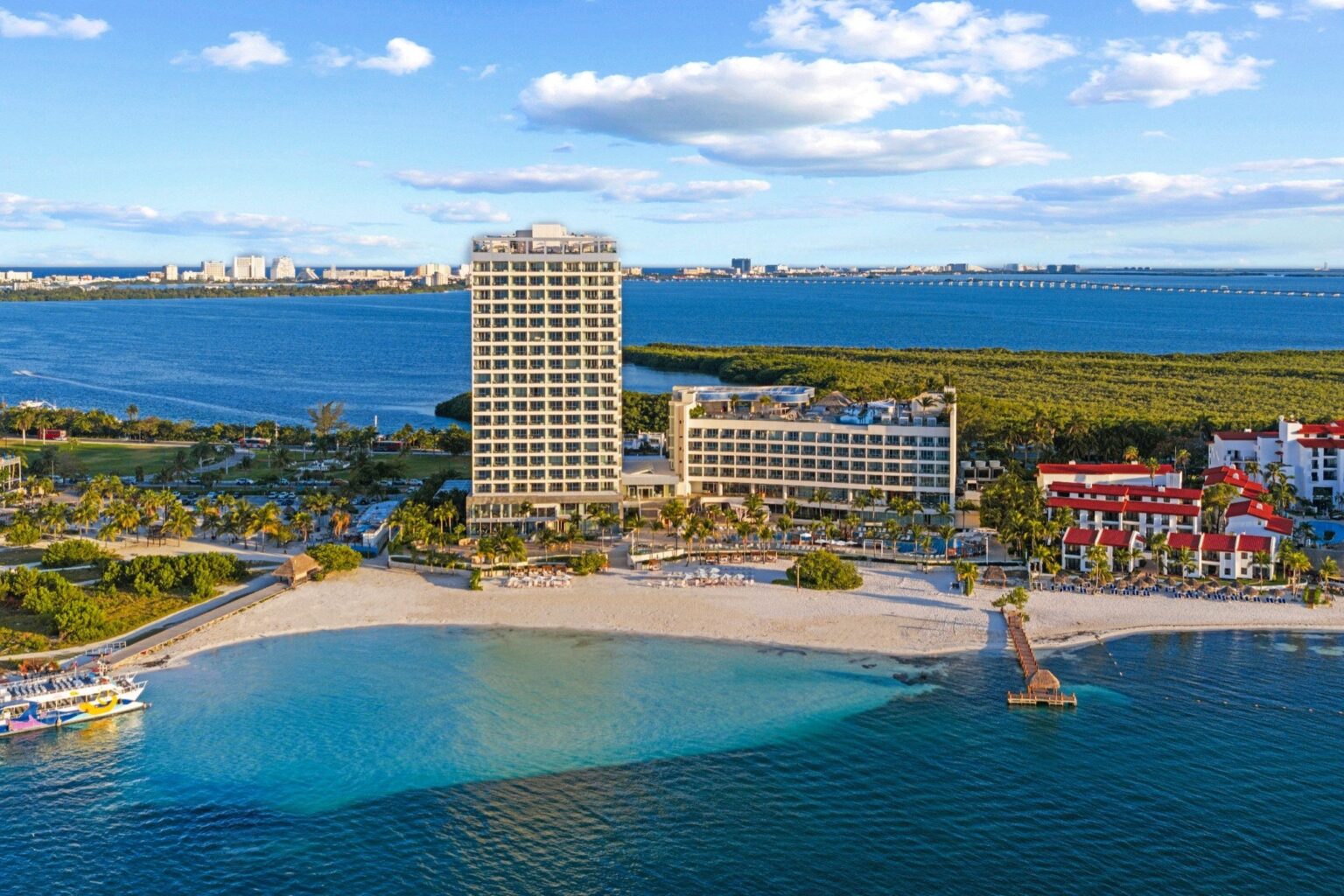 Hilton is taking over a popular Hyatt all-inclusive resort in Cancun