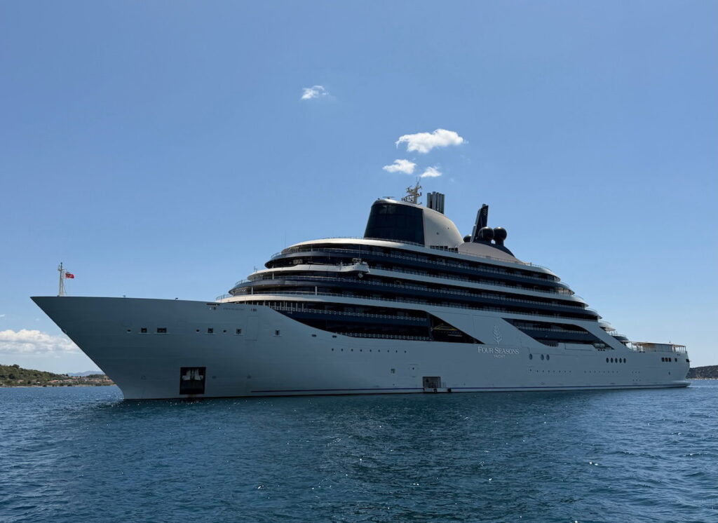 Introduction: Four Seasons Yacht Via Turkmenistan & Saudi Arabia Introduction: Four Seasons Yacht Via Turkmenistan & Saudi Arabia