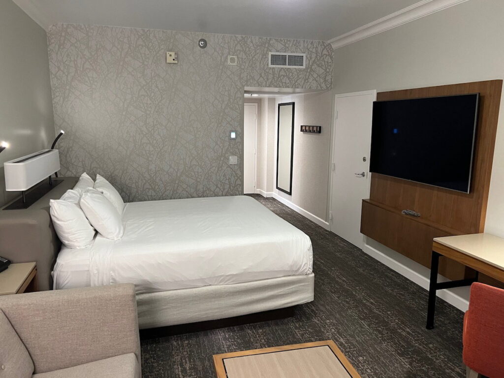 What Does Hyatt Discoverist Status Get You, And How Do You Earn It? What Does Hyatt Discoverist Status Get You, And How Do You Earn It?